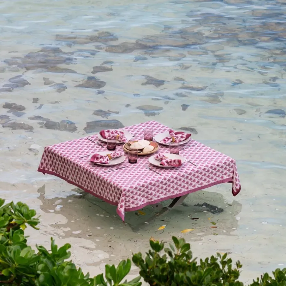 Pomegranate Inc Geo Feather Fuchsia Tablecloth^ Tablecloths