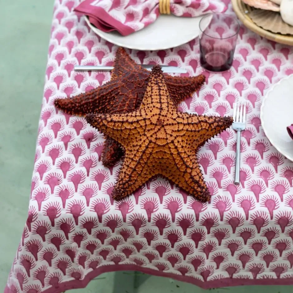 Pomegranate Inc Geo Feather Fuchsia Tablecloth^ Tablecloths