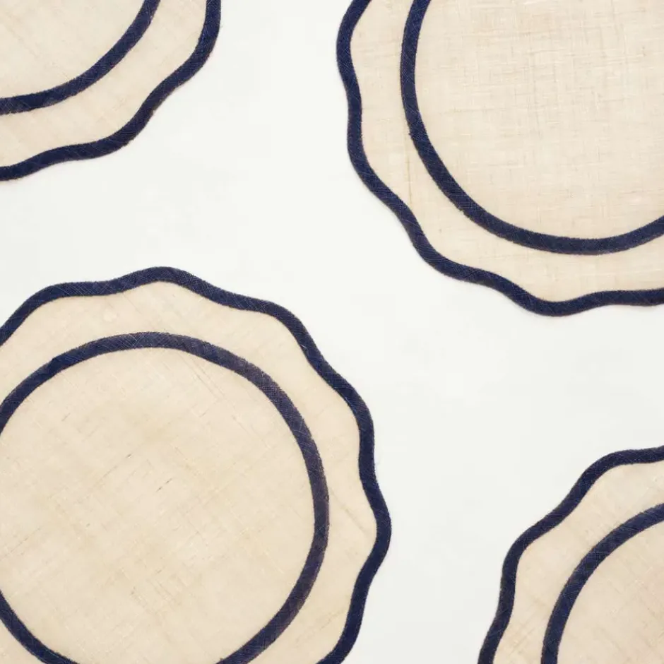 Pomegranate Inc Navy Blue Scalloped Edge Natural Fiber Round Placemats^ Woven Placemats