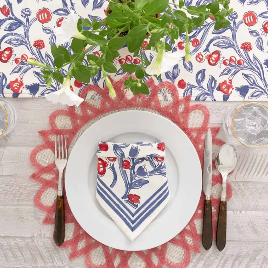 Pomegranate Inc Red Bordered Round Woven Easy Care Placemats^ Woven Placemats